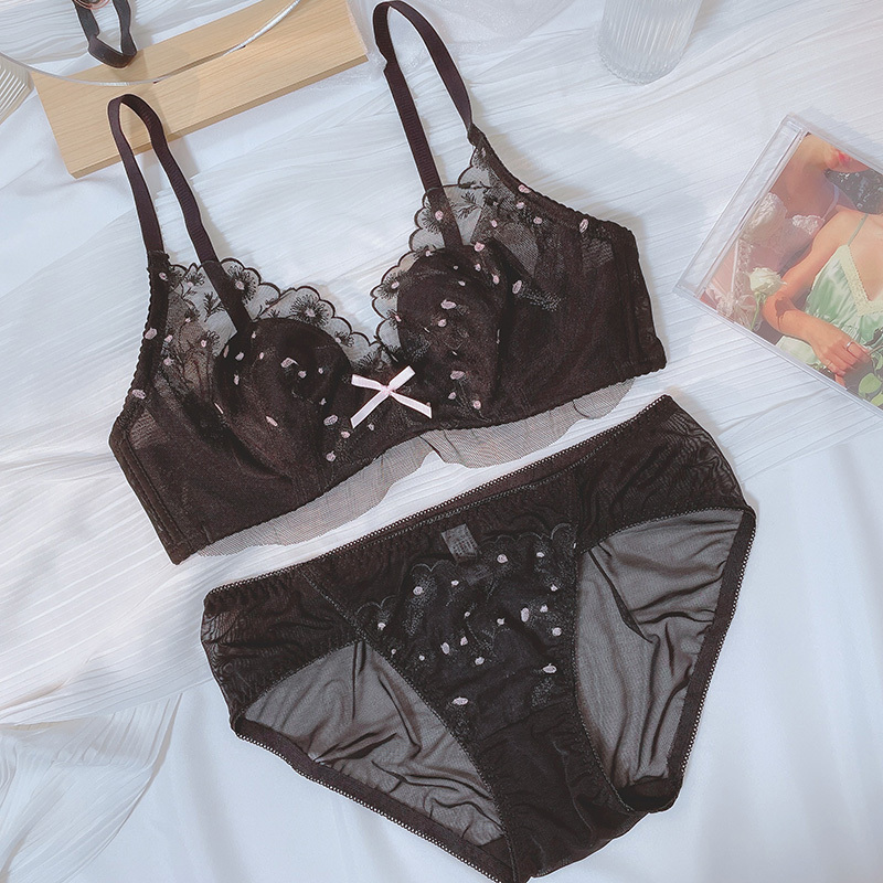 hlcoman内衣学生高中女超薄款大胸显小聚拢少女内裤一套性感文胸套装