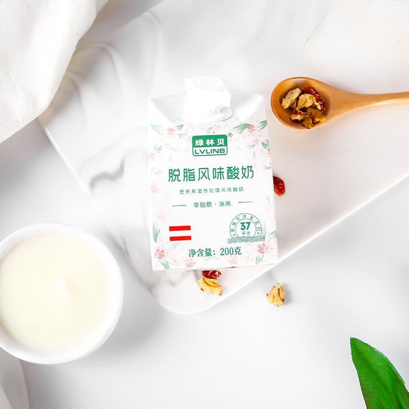 绿林贝进口常温原味脱脂酸奶 无脂肪0蔗糖低脂0脂肪整箱200g*12瓶