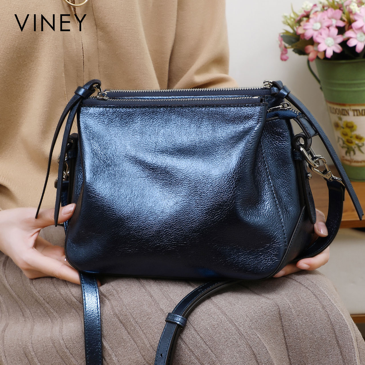 viney包包2020新款潮真皮女包时尚斜挎包女小包百搭小方包单肩包 参数
