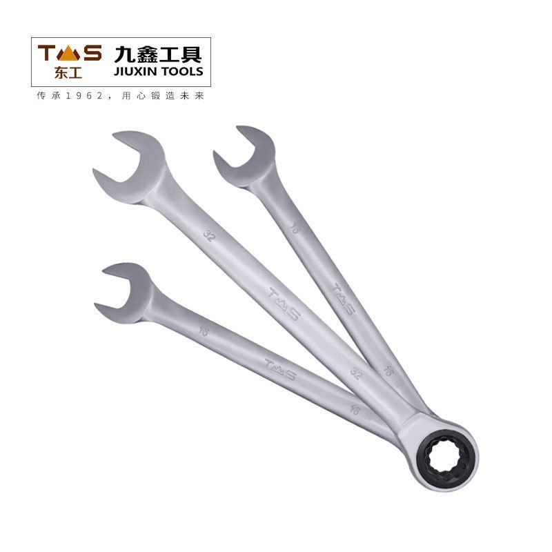 东工专业级棘轮扳手18寸