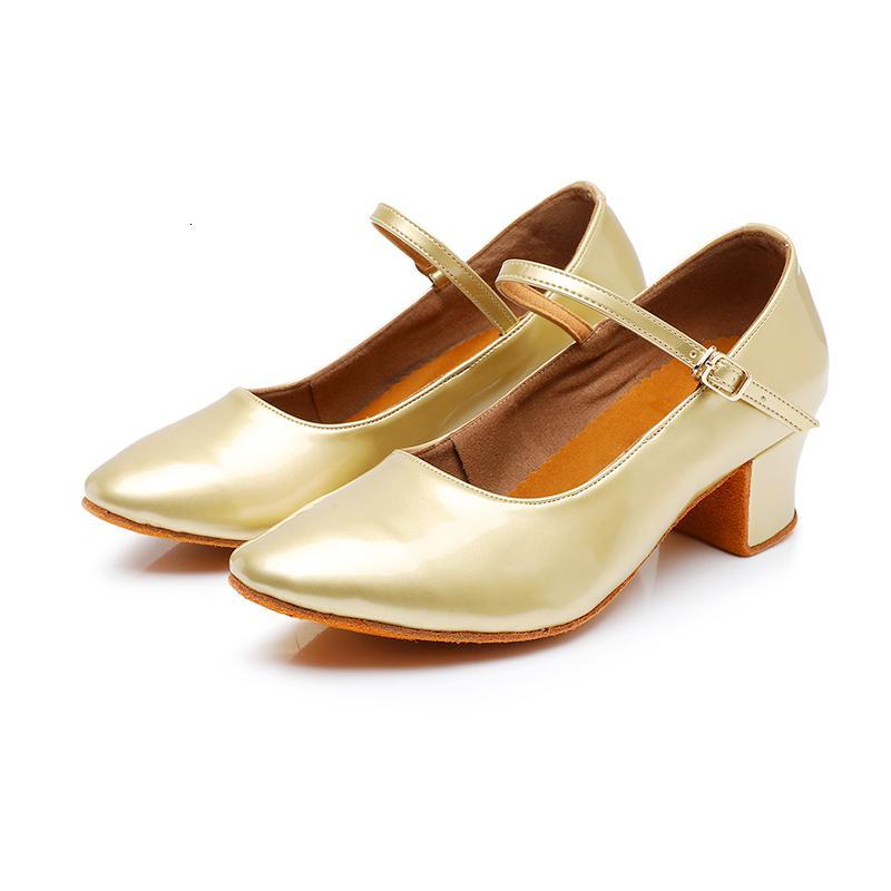 舞鞋跳舞维吾族金跟鞋新疆舞蹈跟鞋民族拉丁跳舞摩登高跟夏季藏族