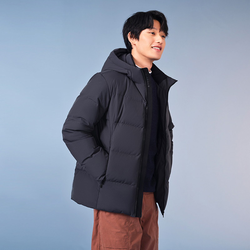 坦博尔2022新款羽绒服男短款连帽休闲百搭简约保暖舒适秋冬外套