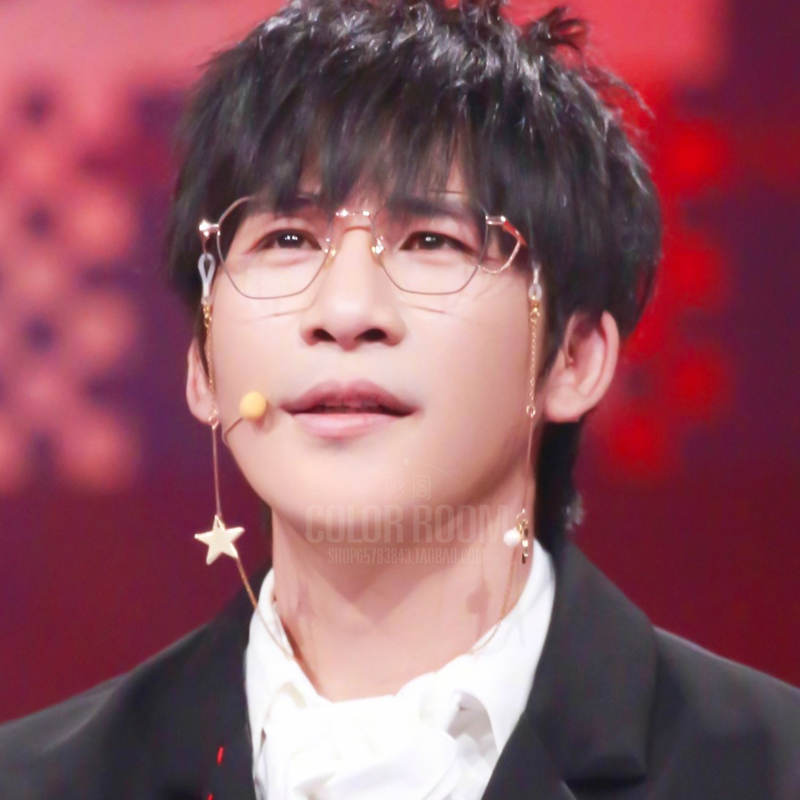 大张伟同款眼镜链女挂脖明星同款珍珠金色口罩链挂绳潮款复古链条