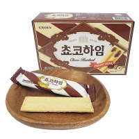 CROWN克丽安奶油巧克力榛子威化饼干盒装47g韩国进口休闲零食品
