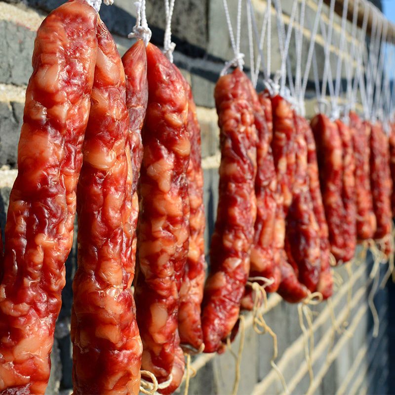 农家土猪香肠腊肉腊肠500克1500克日晒风干腊味咸香非烟熏江西特产
