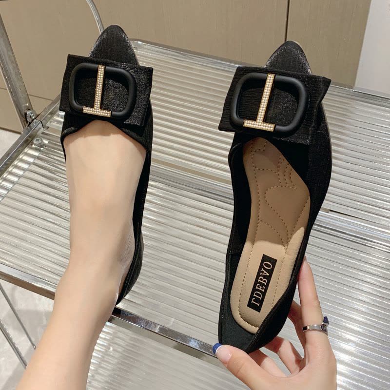软底单鞋女2022秋季新款鞋子舒适平底女鞋一脚蹬豆豆鞋懒人小皮鞋莎丞图片