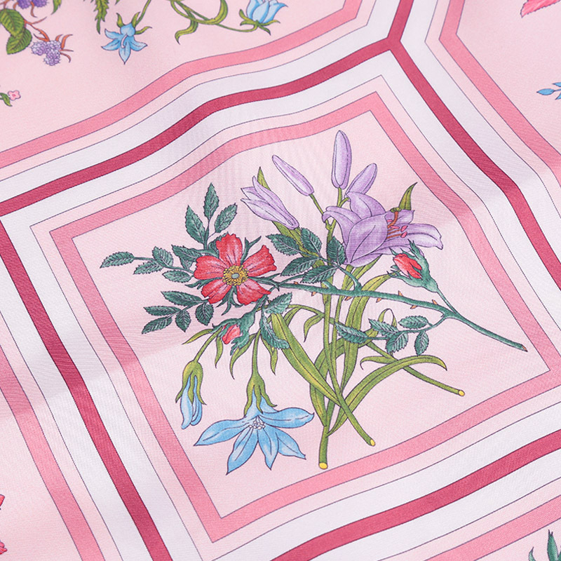 古驰gucci女士桑蚕丝方巾丝巾围巾6914553g001