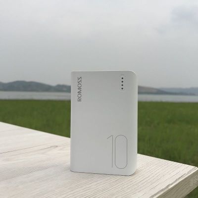 罗马仕10000毫安充电宝小巧便携超薄移动电源手机通用快充sense4s白色