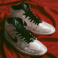 耐克 AIR Jordan 乔1 陈冠希联名白丝绸 倒钩 禁止转售 银河3M反光中帮潮流 男士篮球鞋