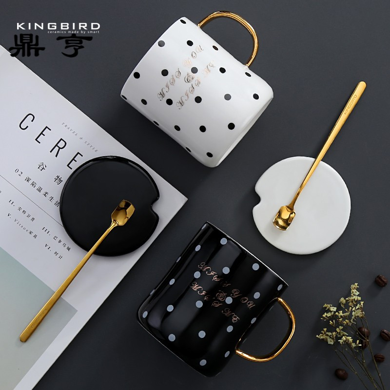 鼎亨KB情侣对杯创意马克杯家用杯子陶瓷带盖带勺办公室水杯咖啡杯