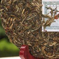 茶马世家 云南勐海巴达山古树普洱生茶357g+舍得茶具