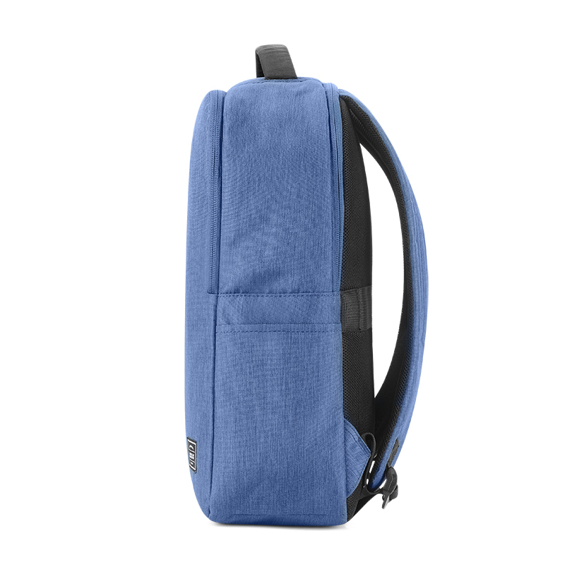 美旅双肩包男士休闲学生背包旅行包运动大容量书包66701021