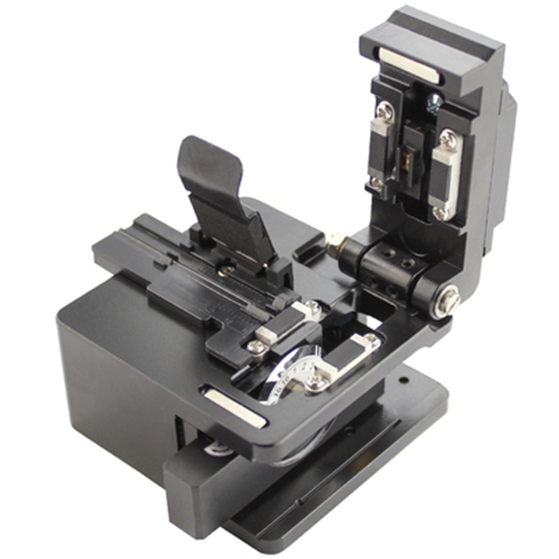 光易通(GYITONG)-A306型系TC87S精准熔接主机戴切割刀进口刀片高清大图