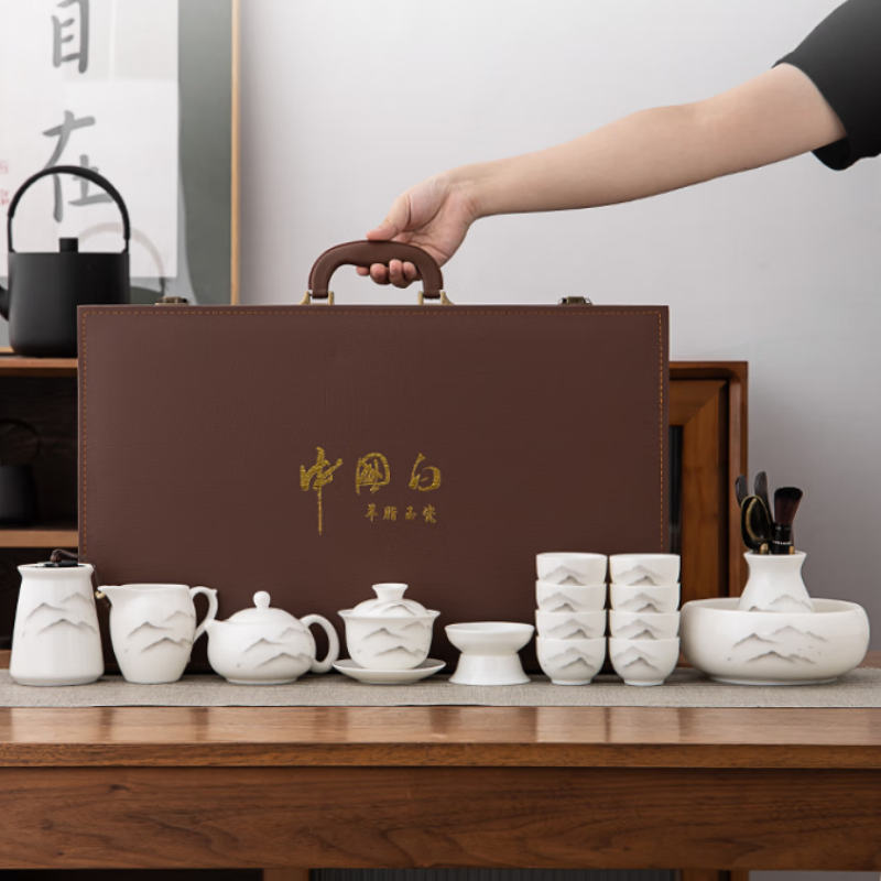 金镶玉 羊脂玉陶瓷远山茶具套装高清大图