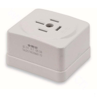 公牛 BULL GN-Z32 明装三相四极插座，32A 440V(包装数量 1个).