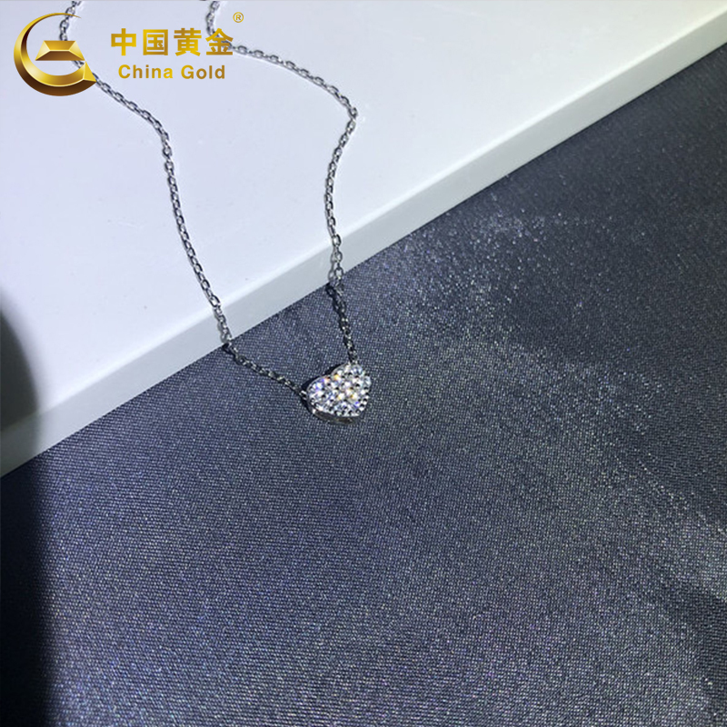 中国黄金泰迪熊心形项链
