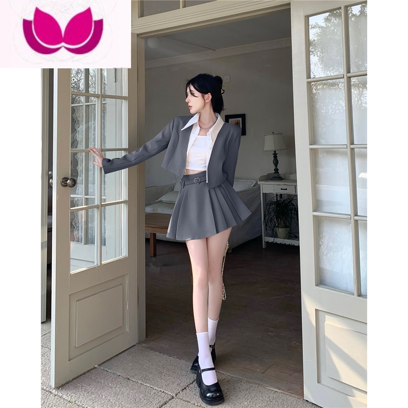 七斓网红炸街穿搭套装女装春季新款时尚西装短外套高腰百褶半身裙 S 灰色