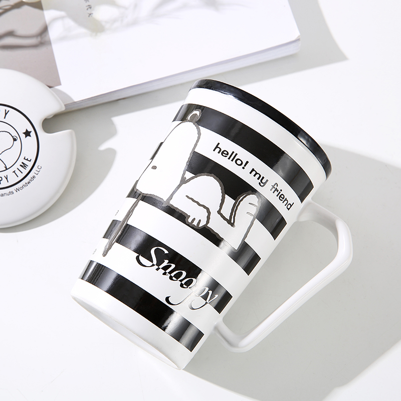 史努比(SNOOPY)陶瓷水杯可爱简约马克杯带盖勺男女创意个性潮流咖啡喝水杯子 5030白