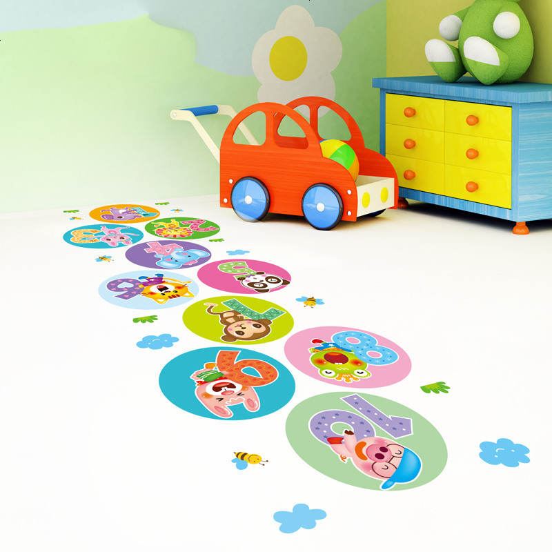 幼儿园儿童房间客厅装饰自粘墙贴纸卡通可爱动物数字跳格子地板贴