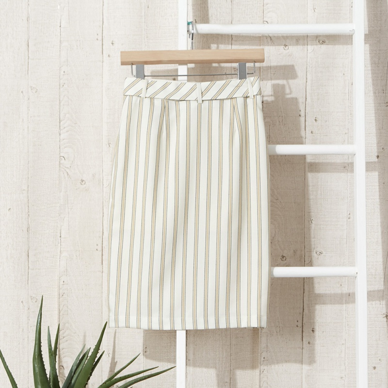 [2件2折价:39]美特斯邦威半裙女轻薄条纹搭片梭织女士半身裙高清大图