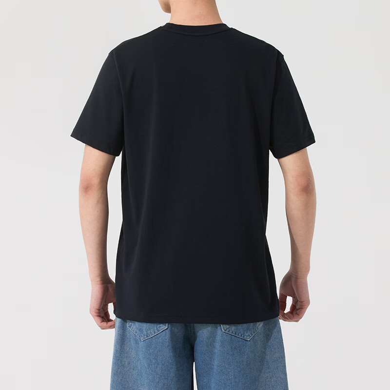 安德玛(Under Armour)男装新款运动服透气宽松圆领训练服健身休闲短袖t恤衫1382904-001 ZP高清大图