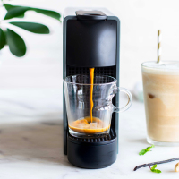 Nespresso 胶囊咖啡机 Essenza Mini C30 小型迷你意式进口全自动家用咖啡机