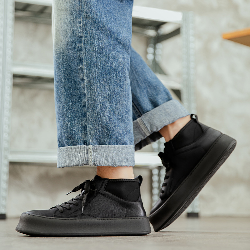 男鞋日系加绒高帮板鞋2025秋冬真皮厚底耐磨马丁靴户外休闲工装靴高清大图