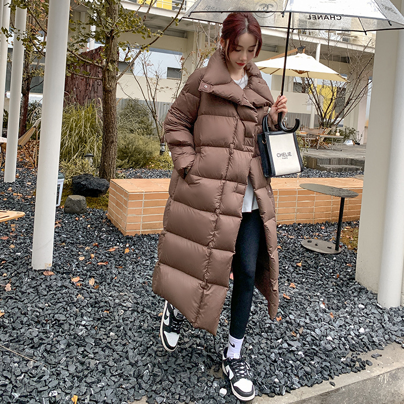 2025年新款女冬季中长款过膝保暖羽绒棉服翻领时尚轻奢柔软外套潮 咖色 M