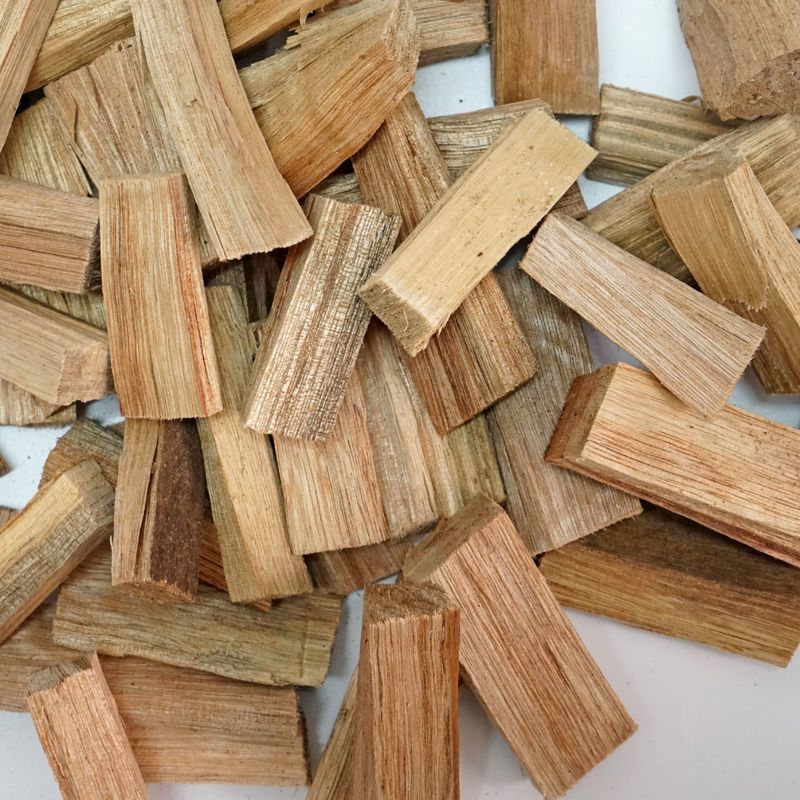 广西老香樟木块天然防蛀木片地板防虫新鲜现砍浓香香樟