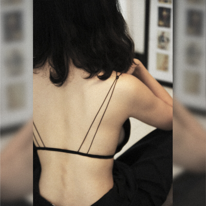 美背内衣女三角杯文胸无钢圈薄款性感胸内衣aa杯少女露背黑色M(34A34B32C)