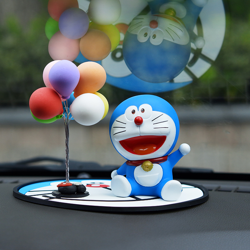台卡通可爱哆啦a梦网红创意车载装饰品公仔嘟嘴叮当叮当车圆垫挂摆件