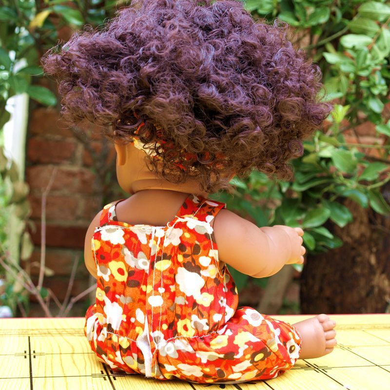 非洲女孩黑皮肤爆炸头洋娃娃全身软胶发声仿真娃娃幼儿园早教教具桔衣