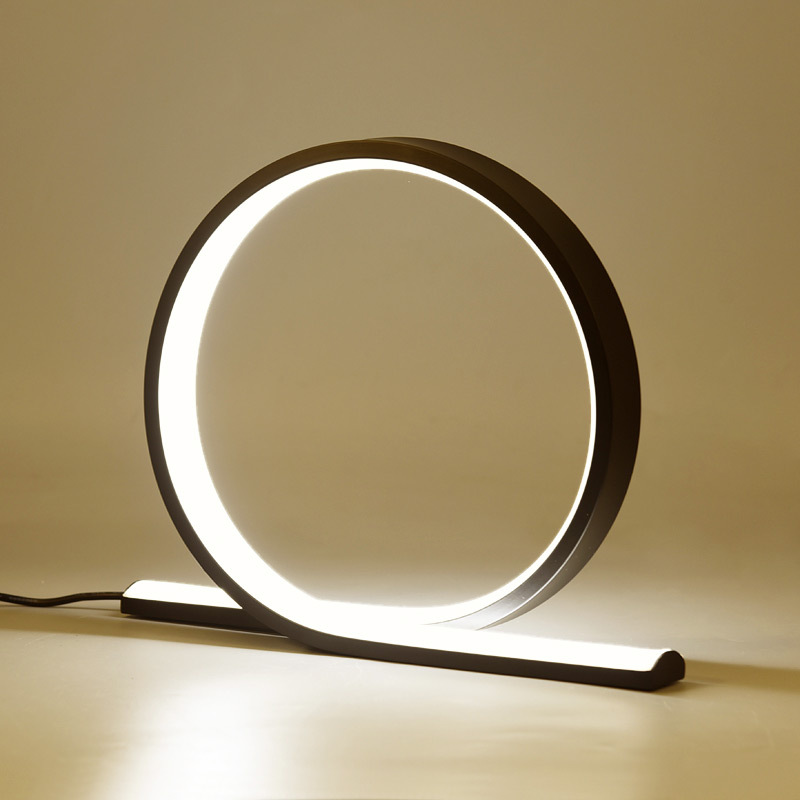 台灯卧室床头灯闪电客北欧ins少女网红灯艺术台灯书桌儿童学生看书