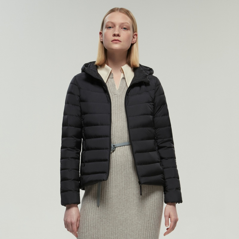 波司登轻薄羽绒服2020年新款女时尚白鸭绒连帽显瘦轻便b00131002