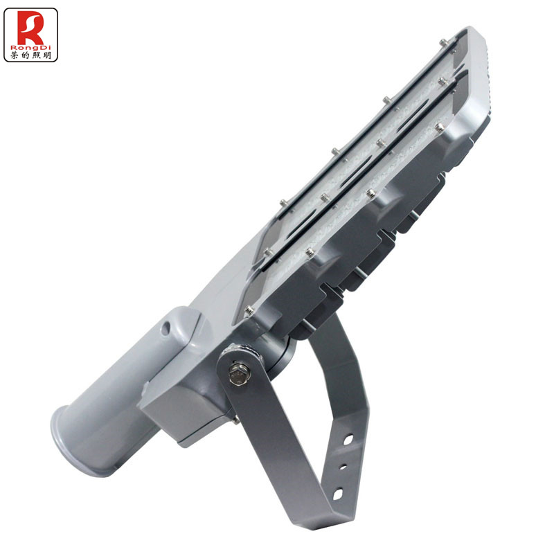 荣的LED道路灯 ZR8810B 100W高清大图