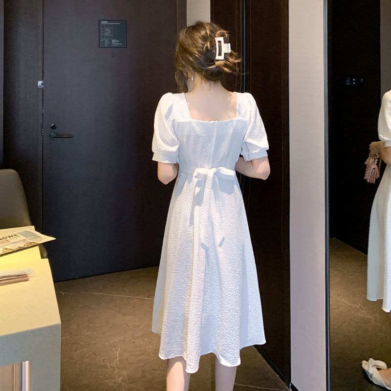 方领中长款连衣裙夏季2022新款法式温柔小个子超仙裙图片