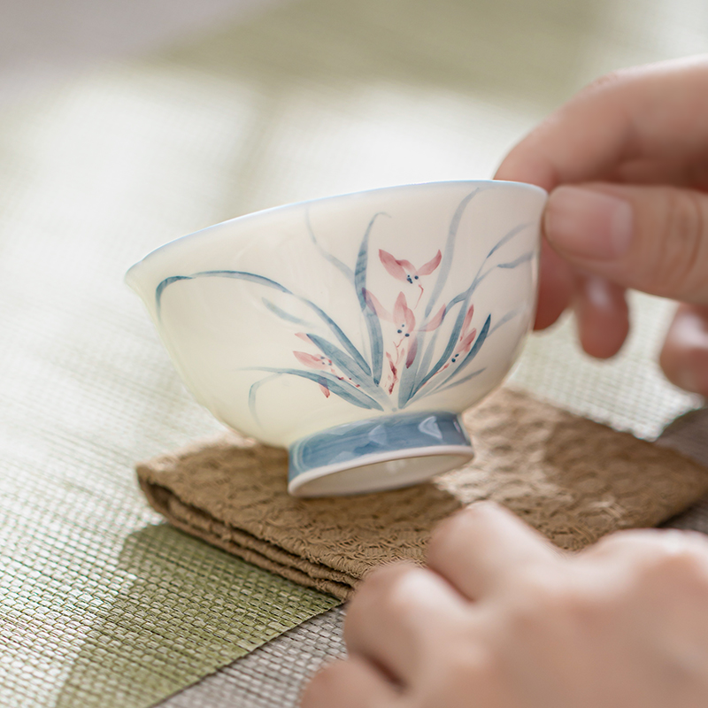 苏氏陶瓷(SUSHI CERAMICS)手绘羊脂玉瓷花瓣兰花茶杯主人杯大号品茗杯高清大图