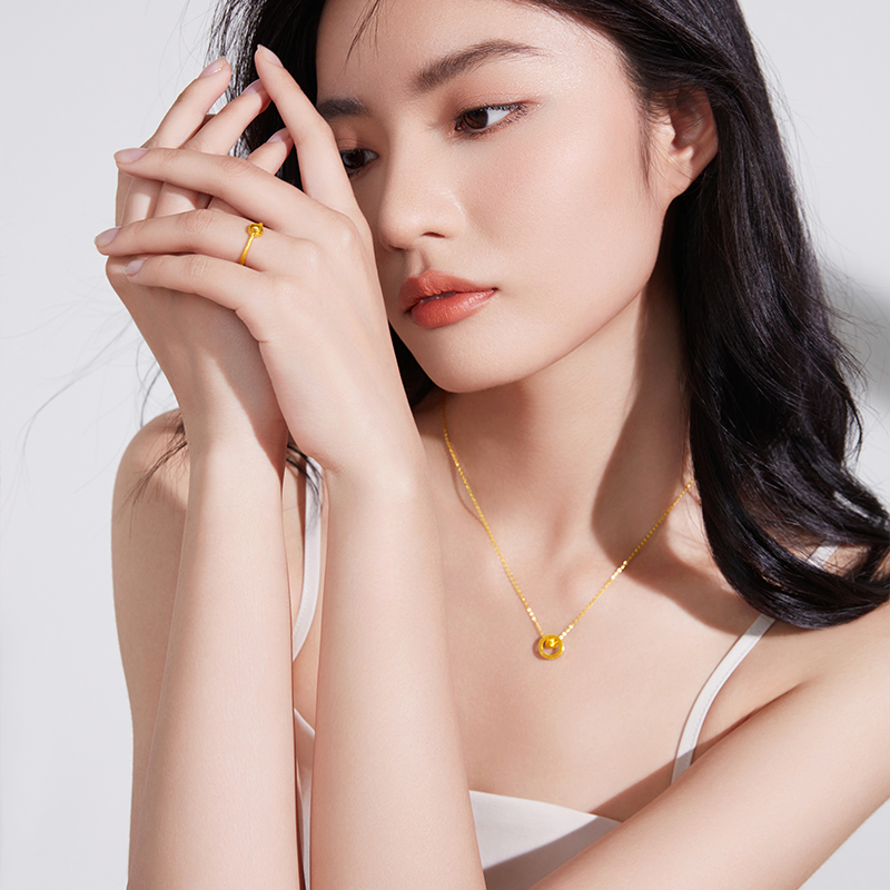 周大福ING系列时来运转猫眼足金黄金戒指 R30137精选高清大图