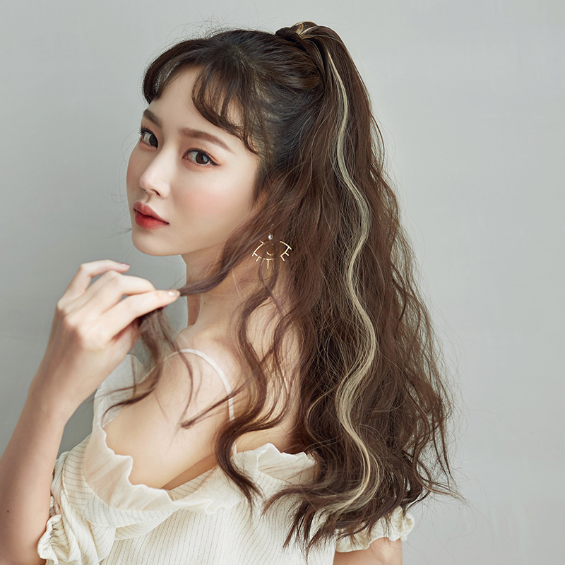 高马尾假发女长卷发羊毛卷中长款抓夹自然烫发卷发挑染马尾辫