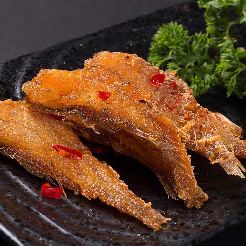 三只松鼠香酥小黄鱼香辣味烧烤味组合各3袋 96g*6袋 零食特产小鱼干即食小鱼干