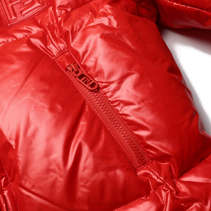 芬迪fendi女士亮面短款高领鸭绒连帽羽绒服上衣外套fan095ak85