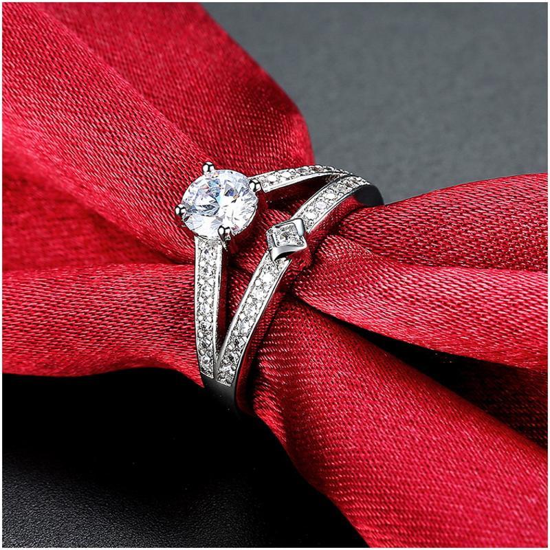 R824-CCouple Love Gold Rings铂金订婚戒指男女钻石情侣简约日韩送女朋友七夕情人节礼物