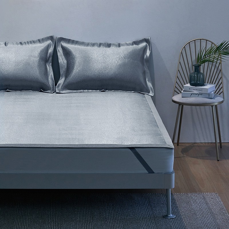 凉感夏季冰丝凉席1.8m床双人提花可水洗可折叠冰碳席1.5米三件套_144 1.8m（6英尺）床 时光蓝