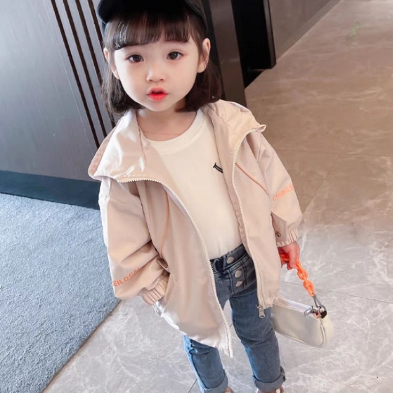 新款儿童风衣外套男女童上衣洋气秋款风衣,有加绒深秋潮童 米白色 140建议身高130到140