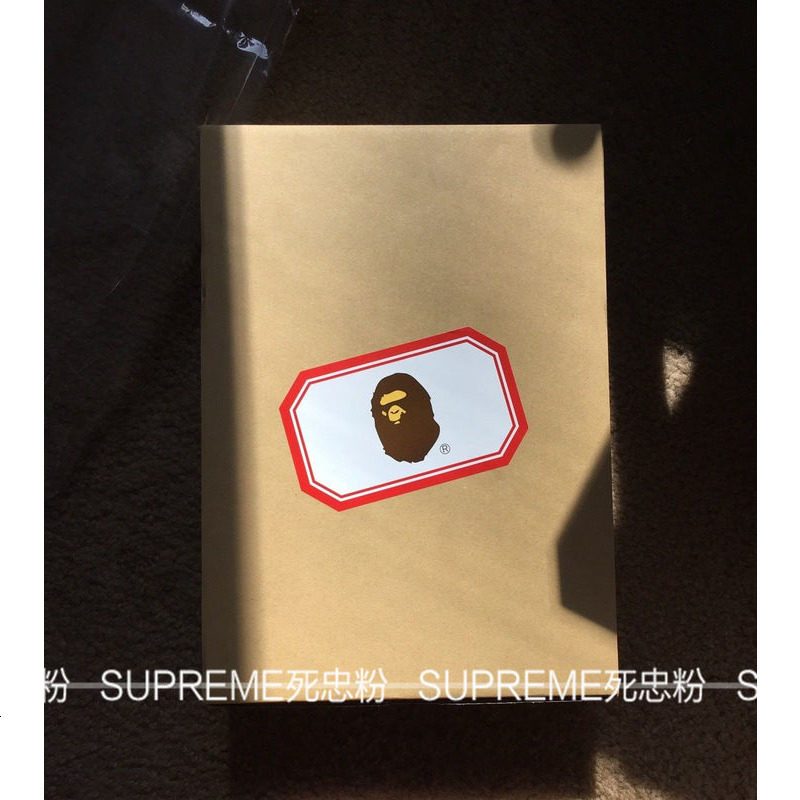 现货 BAPE 猿人头 挂钟 猴子家居装饰壁表挂钟