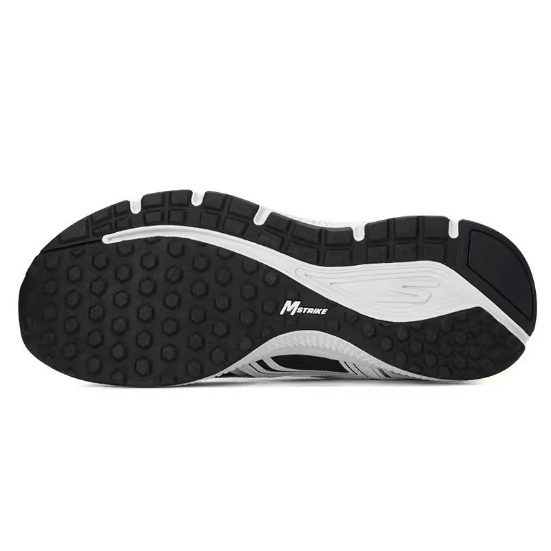 SKECHERS斯凯奇男子新款低帮舒适透气轻便耐磨减震跑步鞋894054-BKW ZP