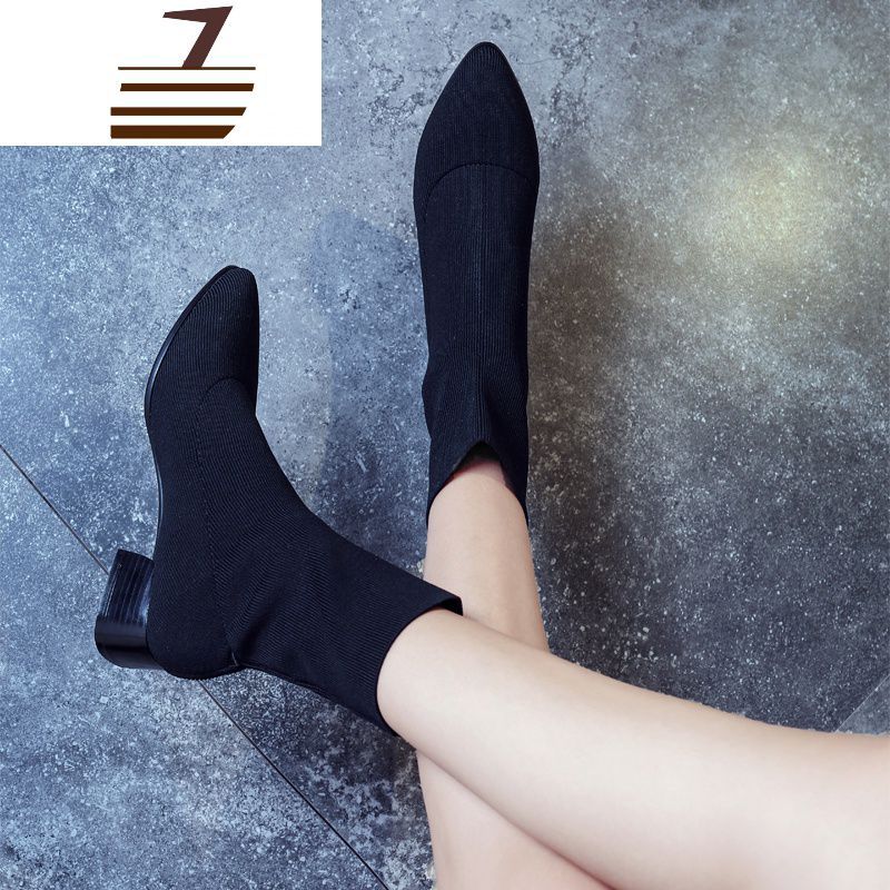 尗卡新款单靴黑色针织毛线粗跟中跟短靴女尖头弹力袜靴马丁靴女士靴子