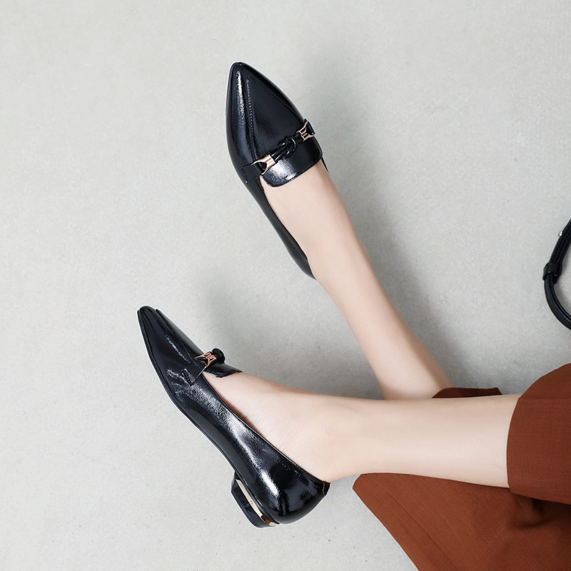 真皮平底单鞋女鞋春秋浅口尖头红色小皮鞋舒适百搭低跟工作鞋瓢鞋