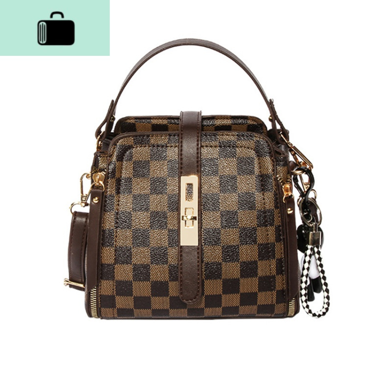 潮流包包女包2020年新款韩版简约小包单肩斜挎水桶包百搭手提newlake