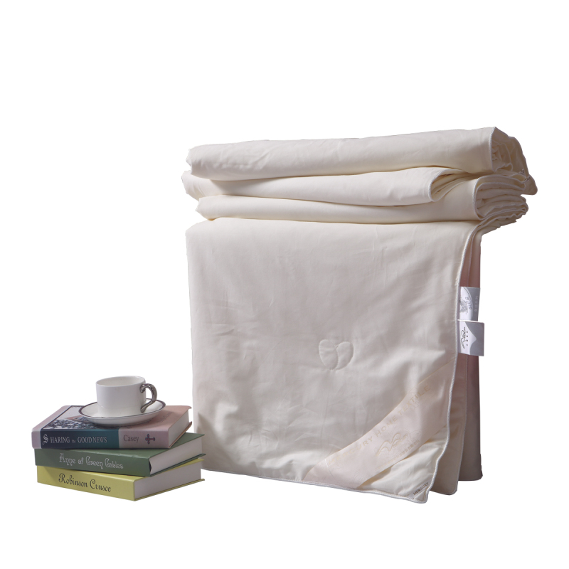 水星家纺 凯尔蚕丝被 亲肤贴身舒适 透气清爽